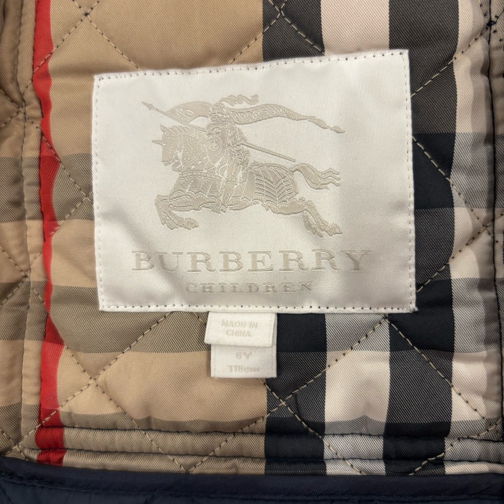 Burberry Navy Quilted Jacket with Plaid Interior - Picture 6 of 7